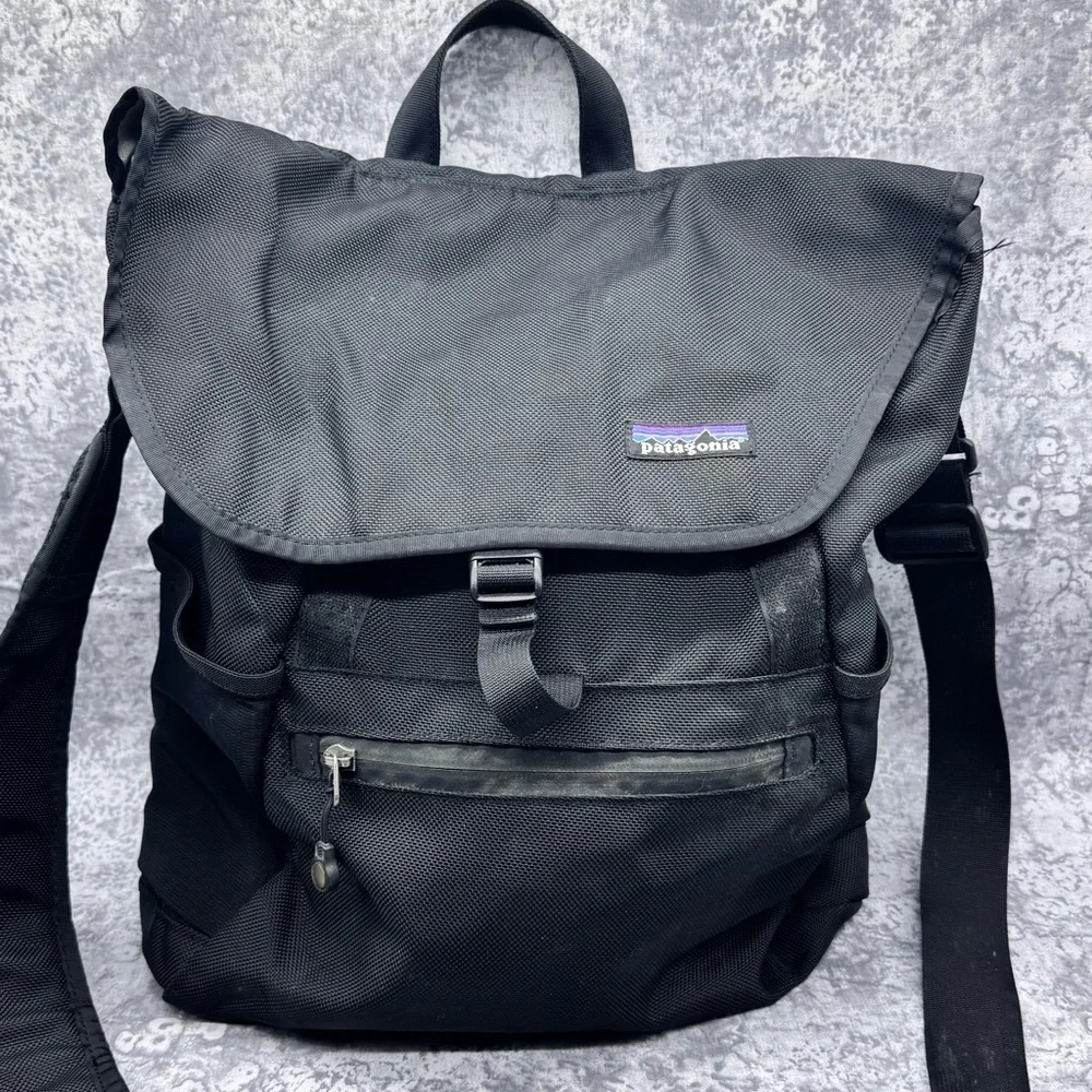 Patagonia® 
Vertical Mass bag - Picture 2 of 10